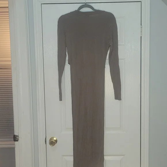 High Low Top - Picture 2 of 3